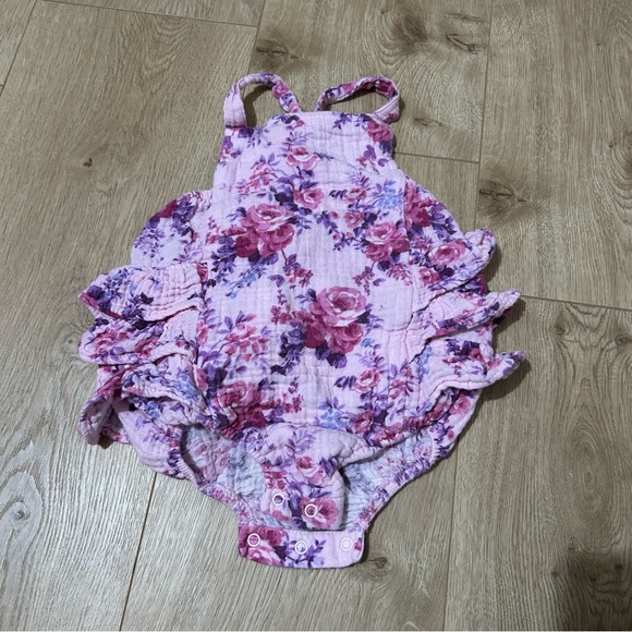 Spearmintlove Other - Spearmint love purple floral bubble size 6-12 months